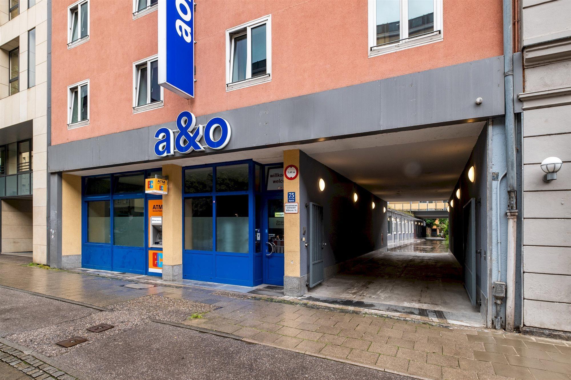 A&O Muenchen Hauptbahnhof Hotel Екстериор снимка