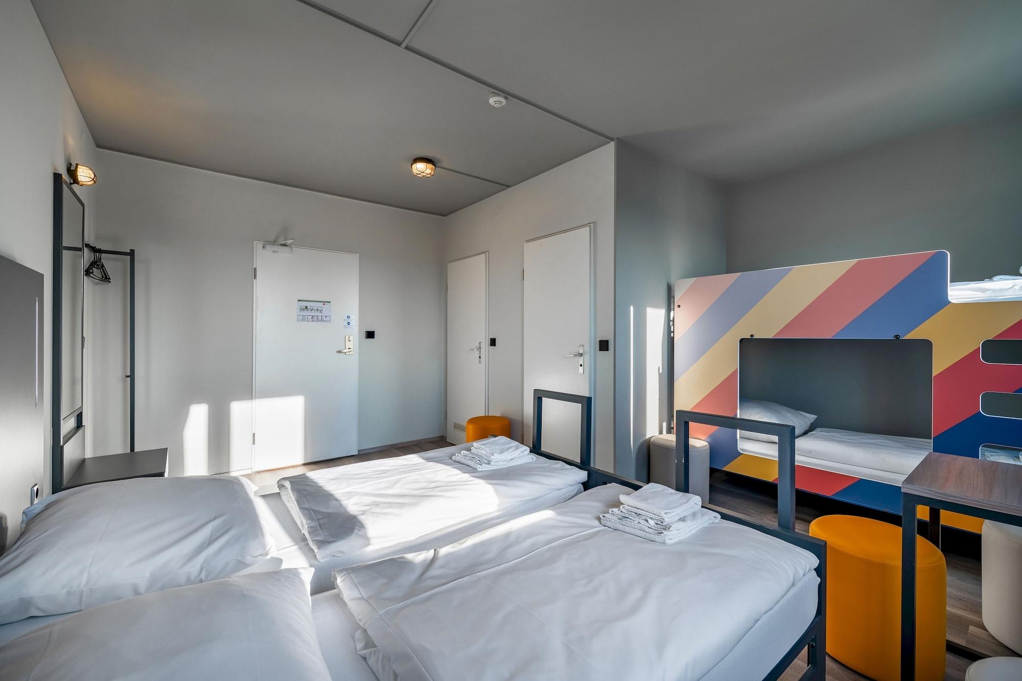 A&O Muenchen Hauptbahnhof Hotel Екстериор снимка