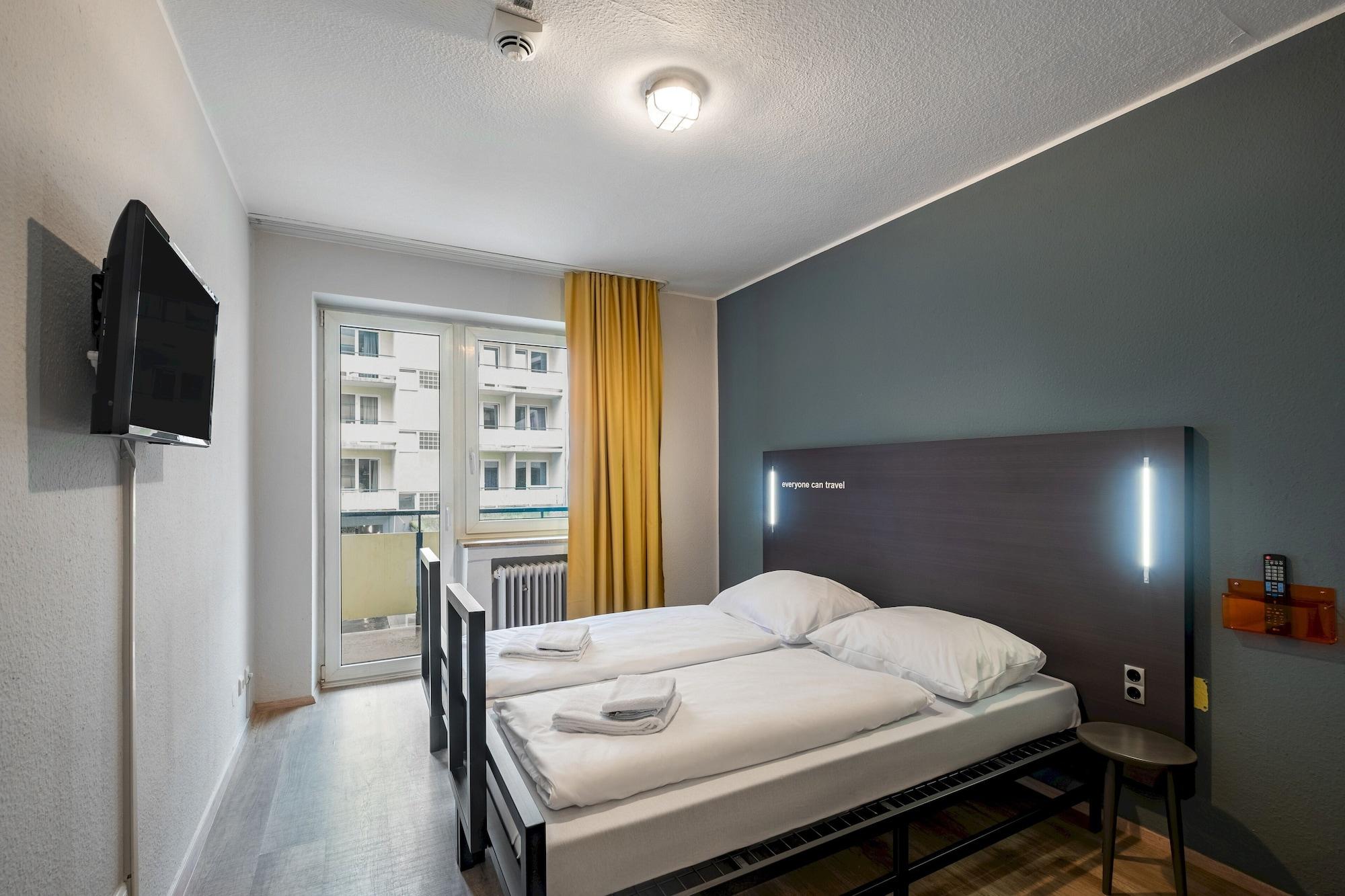 A&O Muenchen Hauptbahnhof Hotel Екстериор снимка