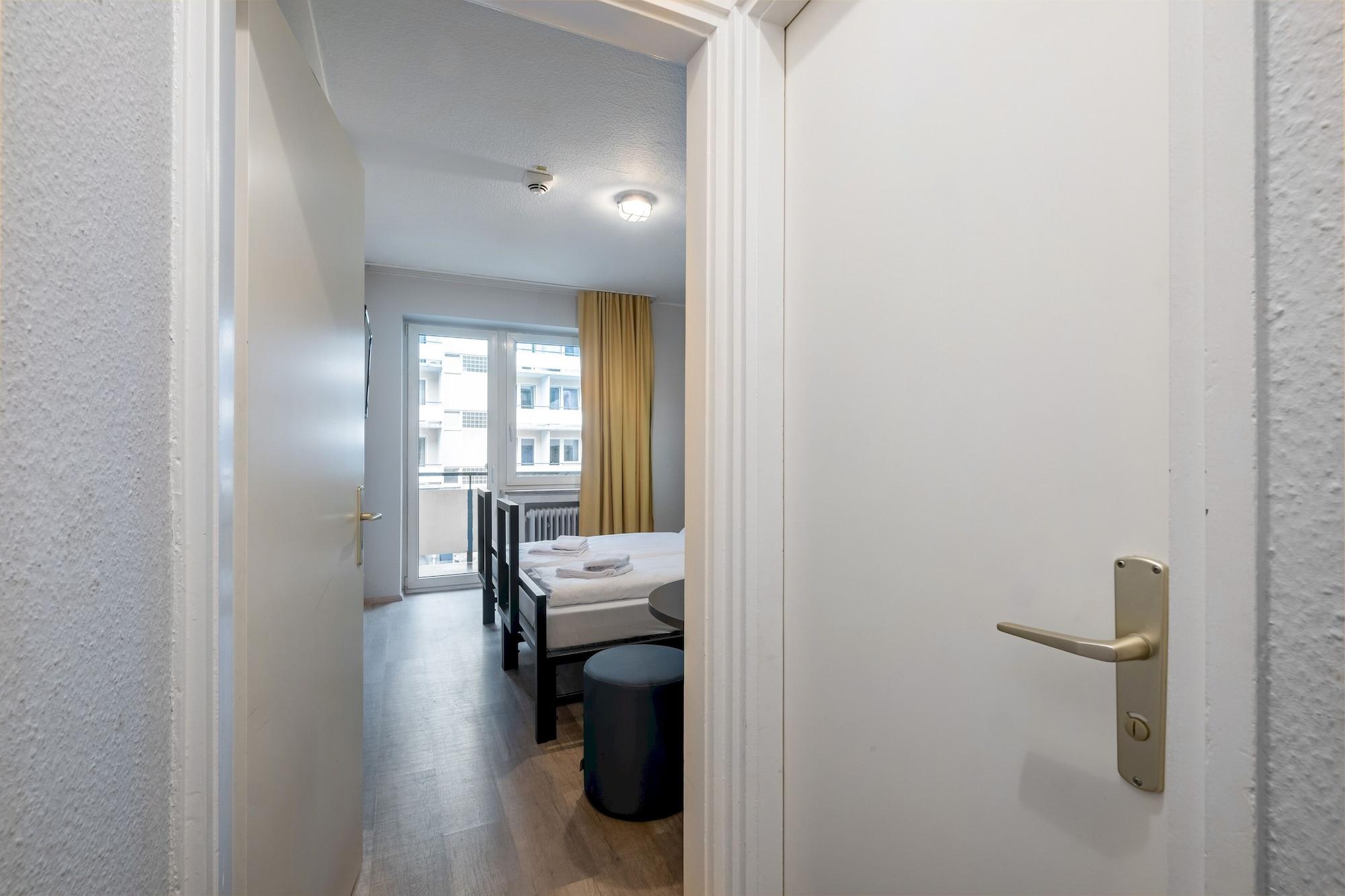 A&O Muenchen Hauptbahnhof Hotel Екстериор снимка